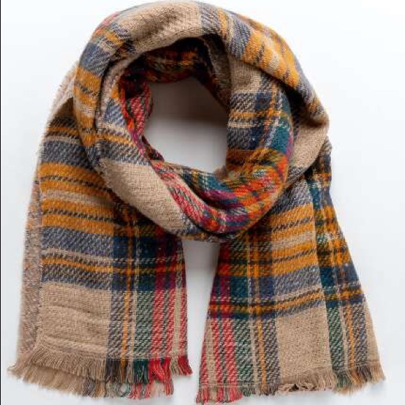 Francesca's Collections Accessories - Francesca’s plaid blanket scarf